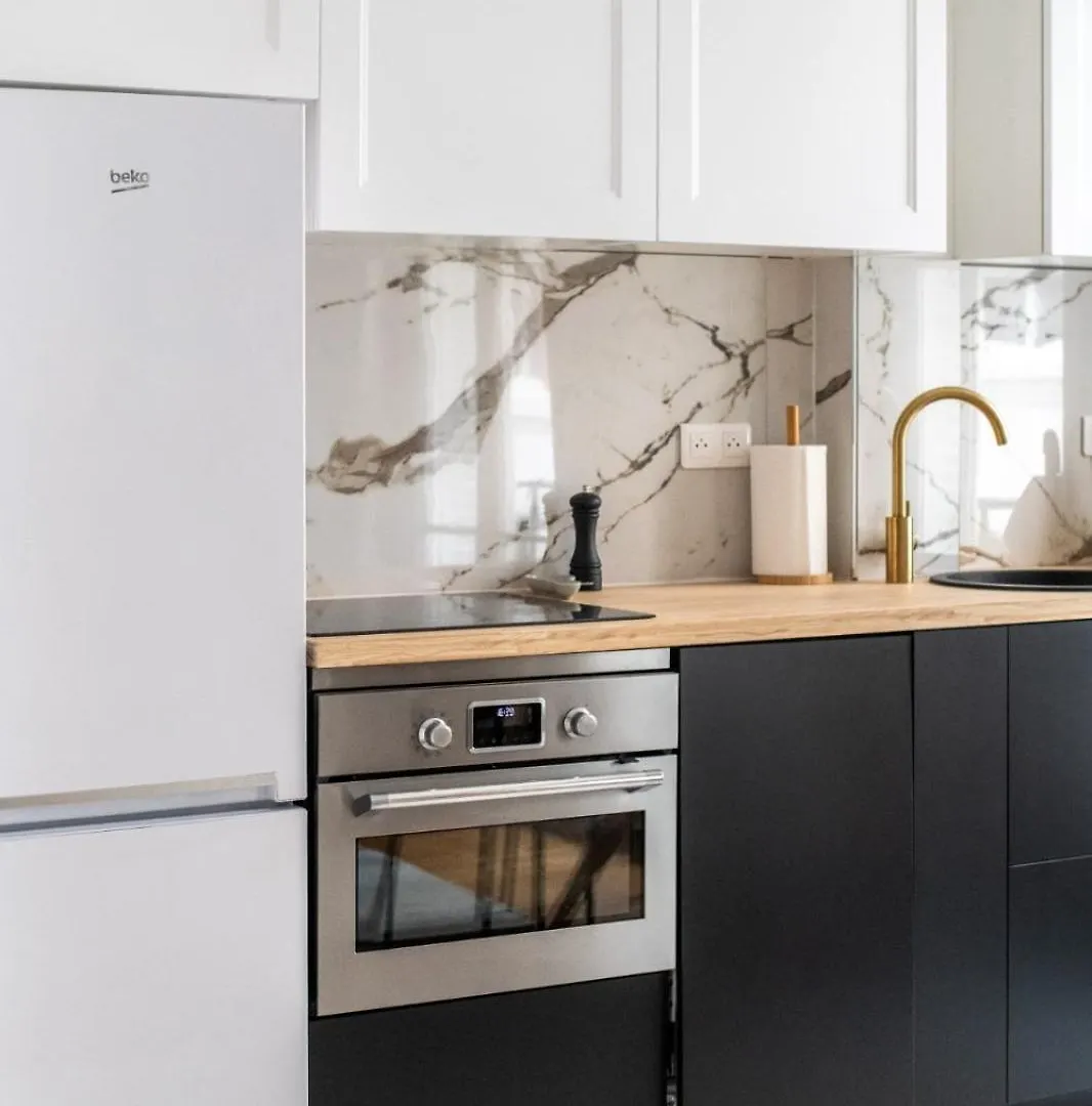 Charming Parisian Flat Near Eiffel Tower Apartment France